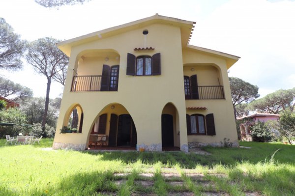 casa indipendente in vendita a Pula