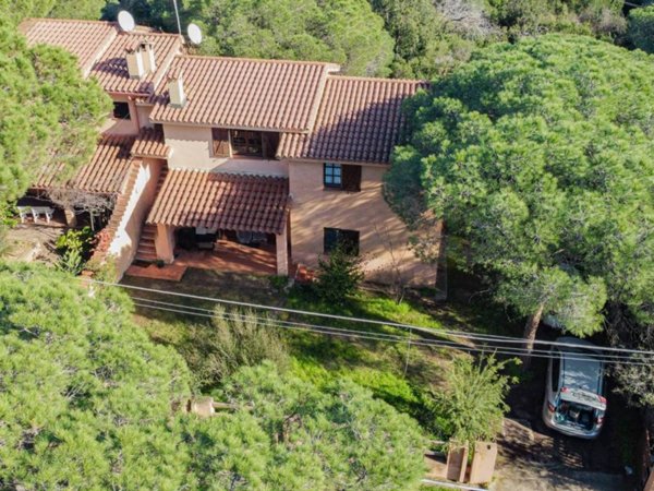 casa indipendente in vendita a Pula
