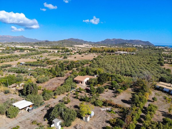 casa indipendente in vendita a Pula