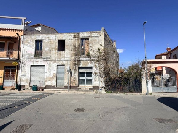 casa indipendente in vendita a Pula