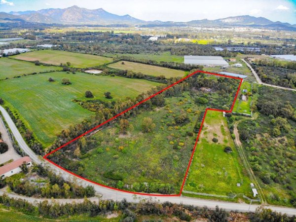 terreno agricolo in vendita a Pula