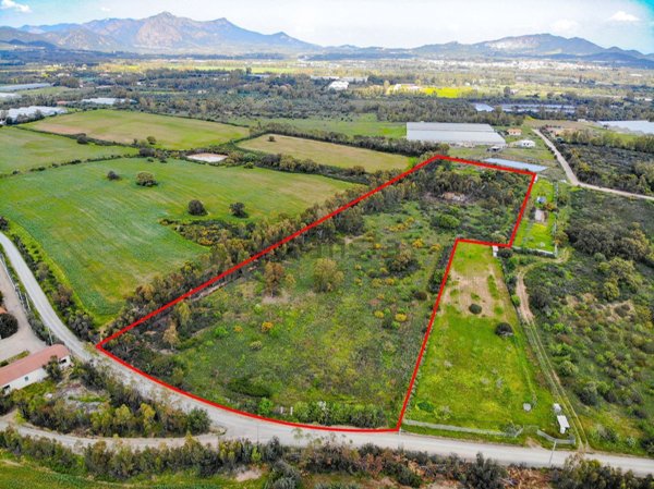 terreno agricolo in vendita a Pula