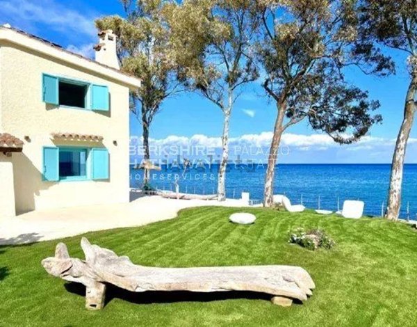 casa indipendente in vendita a Pula