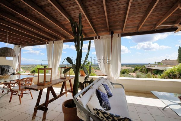 casa indipendente in vendita a Pula