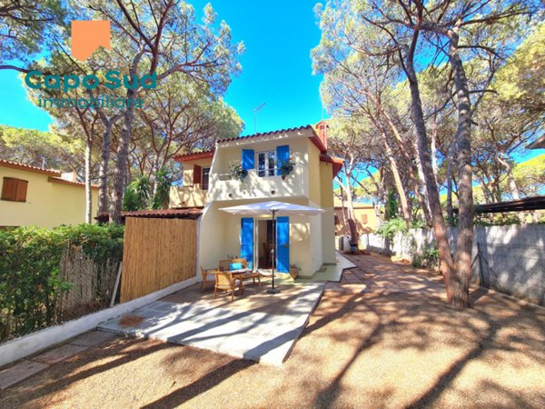 casa indipendente in vendita a Pula