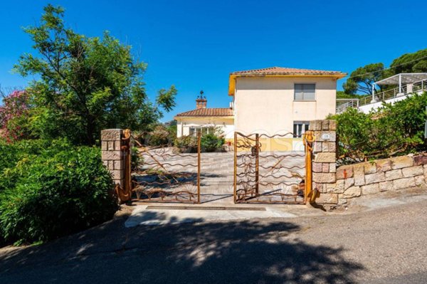 casa indipendente in vendita a Pula