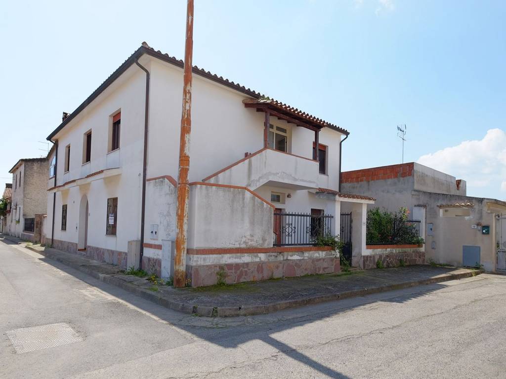 casa indipendente in vendita a Pula