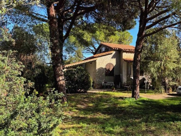casa indipendente in vendita a Pula