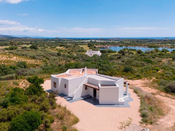 casa indipendente in vendita a Pula