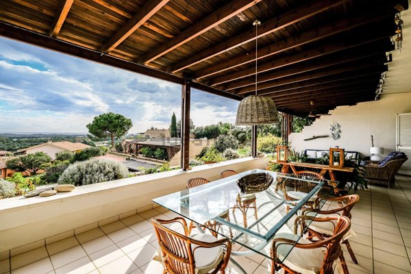casa indipendente in vendita a Pula