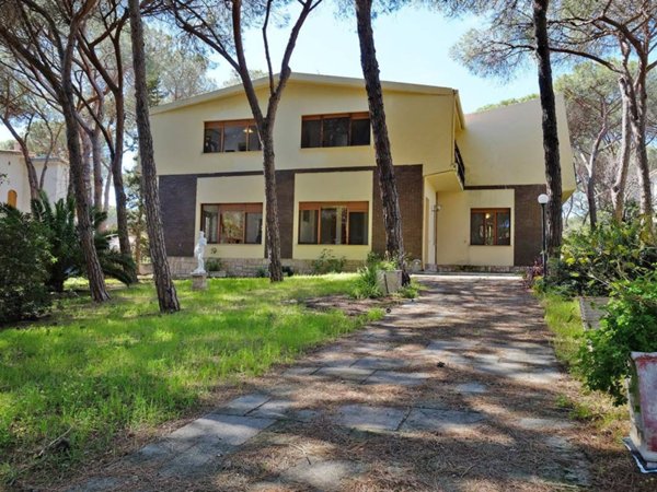 casa indipendente in vendita a Pula