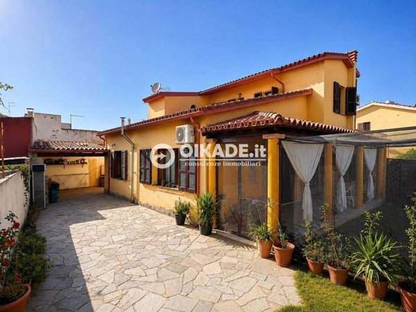 casa indipendente in vendita a Pula