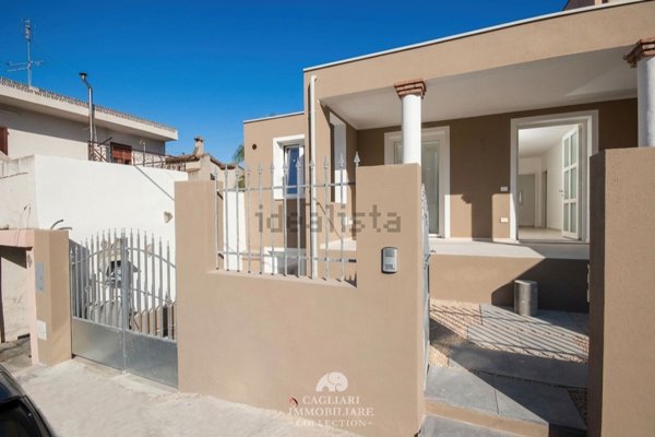 casa indipendente in vendita a Pula
