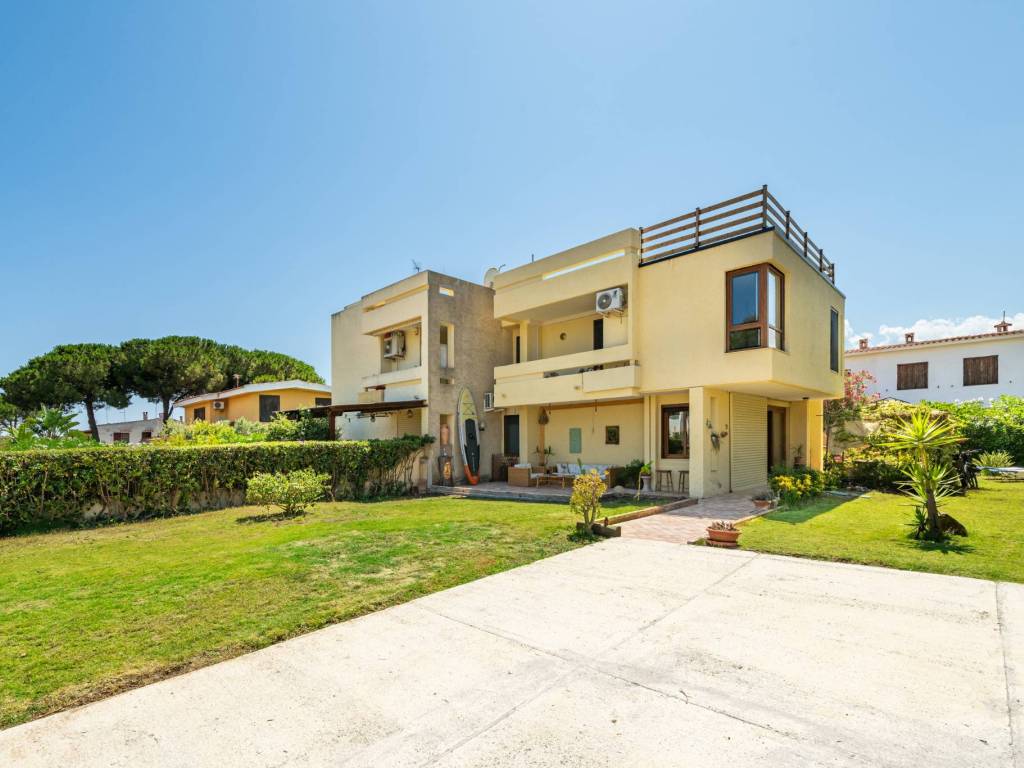 casa indipendente in vendita a Pula