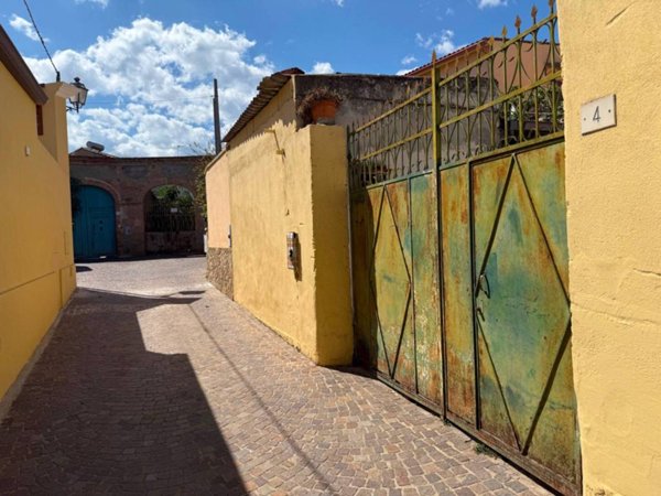 casa indipendente in vendita a Pula