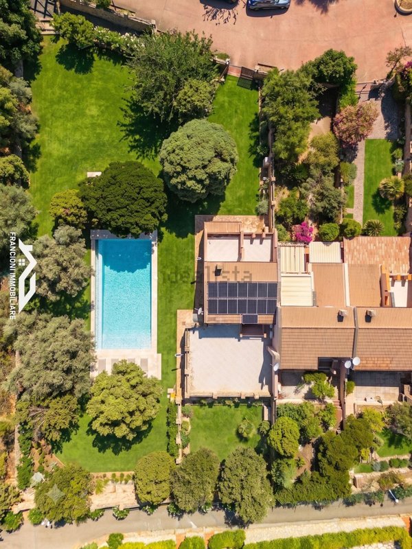 casa indipendente in vendita a Pula