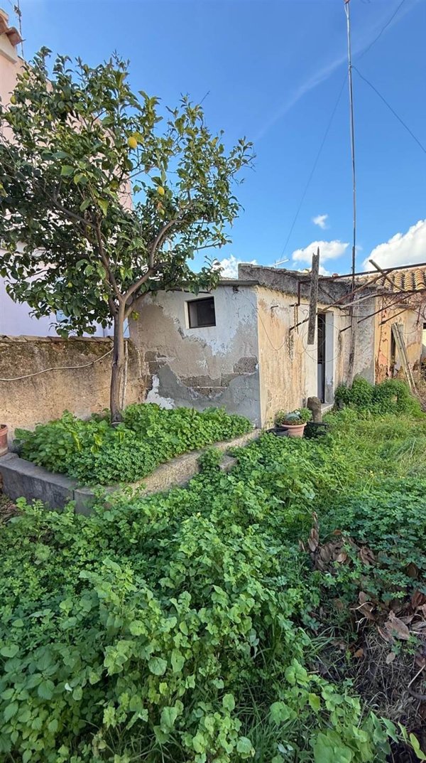casa indipendente in vendita a Pula
