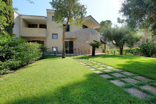 casa indipendente in vendita a Pula