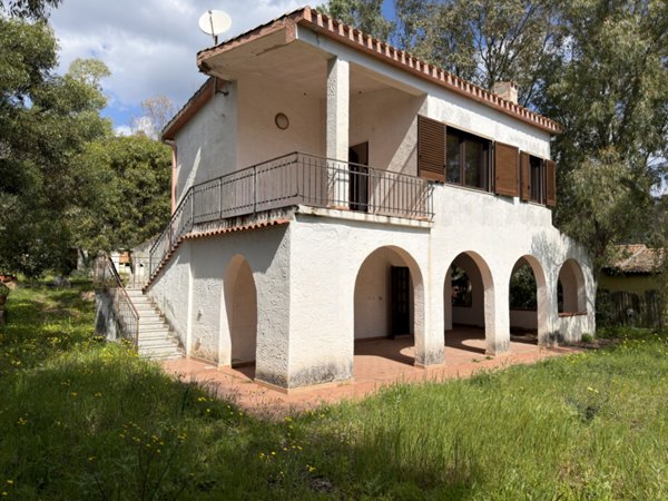casa indipendente in vendita a Pula