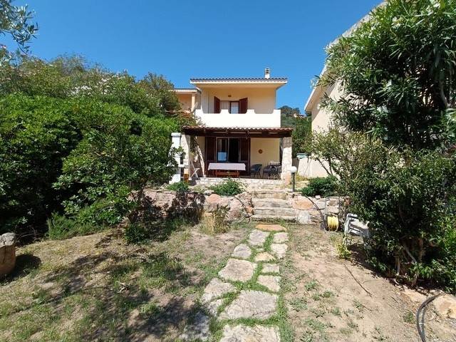 casa indipendente in vendita a Pula
