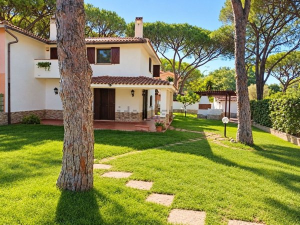 casa indipendente in vendita a Pula