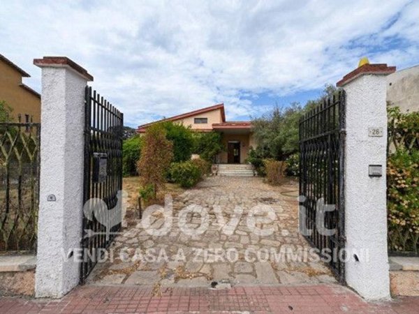 casa indipendente in vendita a Pula