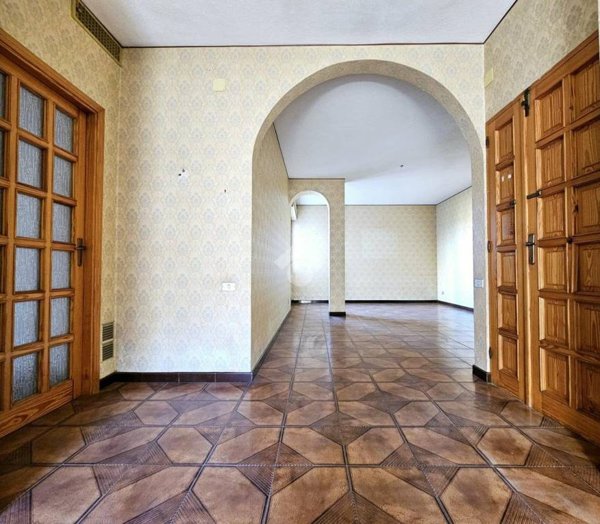 appartamento in vendita a Quartu Sant'Elena in zona Centro Storico