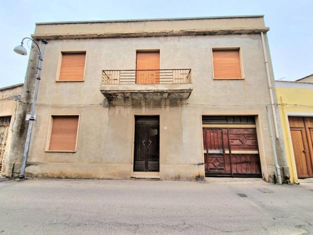 casa indipendente in vendita a Quartu Sant'Elena in zona Centro Storico