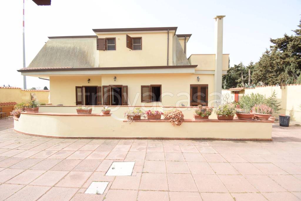 casa indipendente in vendita a Quartu Sant'Elena in zona Margine Rosso
