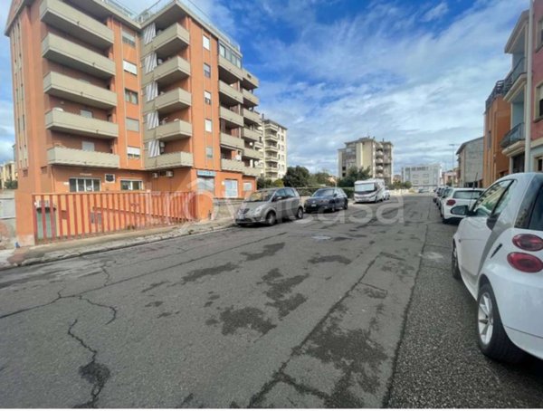 negozio in vendita a Quartu Sant'Elena