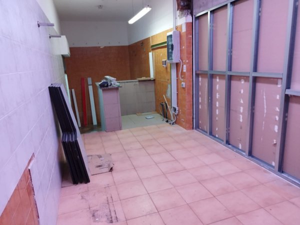 locale commerciale in vendita a Quartu Sant'Elena