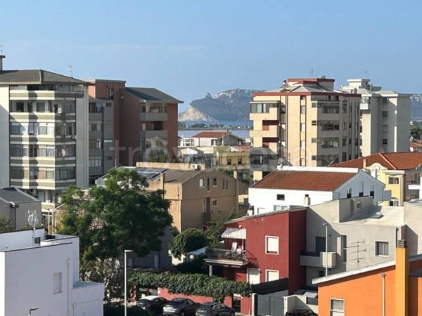 ufficio in vendita a Quartu Sant'Elena