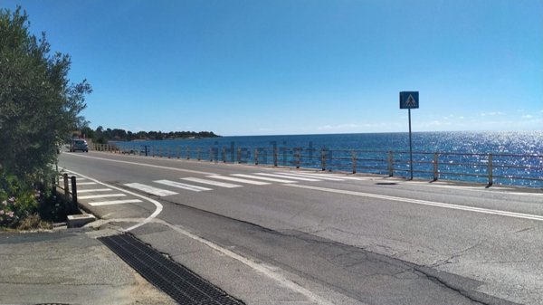 appartamento in vendita a Quartu Sant'Elena in zona Litorale
