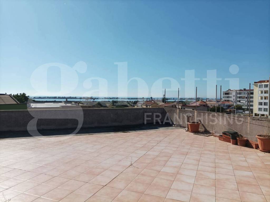 appartamento in vendita a Quartu Sant'Elena in zona Poetto di Quartu