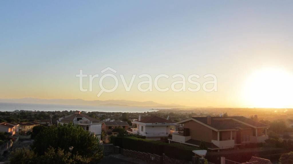 casa semindipendente in vendita a Quartu Sant'Elena in zona Capitana