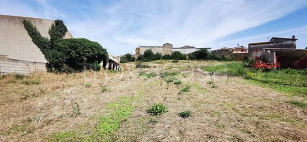 terreno edificabile in vendita a Quartu Sant'Elena in zona Capitana