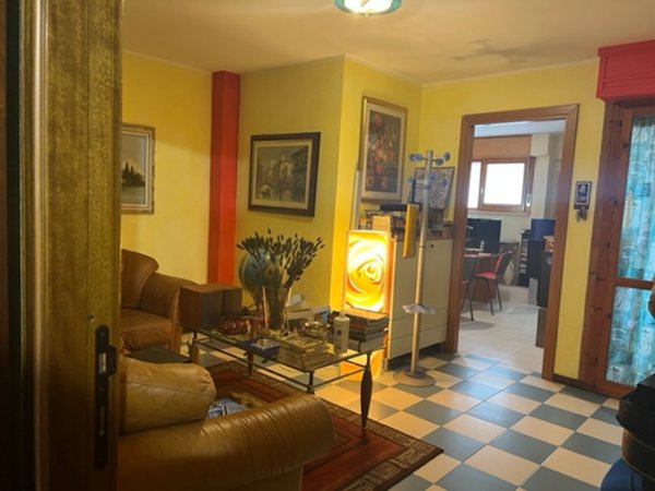 ufficio in vendita a Quartu Sant'Elena