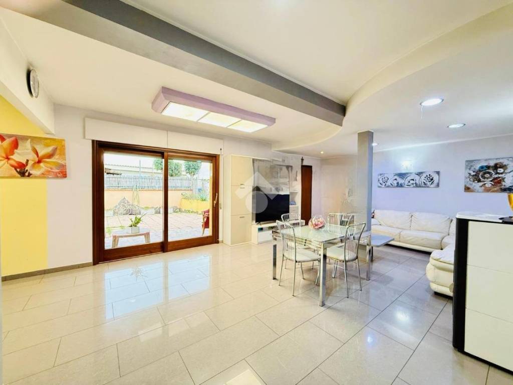 casa indipendente in vendita a Quartu Sant'Elena