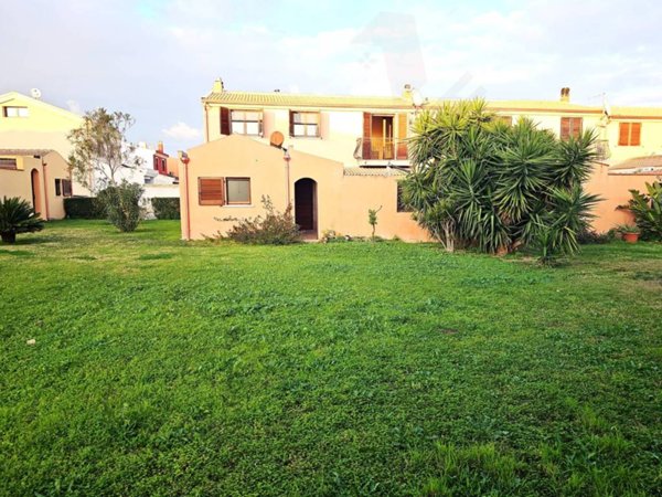 casa indipendente in vendita a Quartu Sant'Elena in zona Quartello