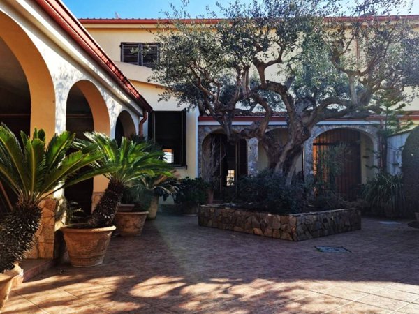 casa indipendente in vendita a Quartu Sant'Elena