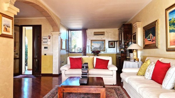 casa indipendente in vendita a Quartu Sant'Elena