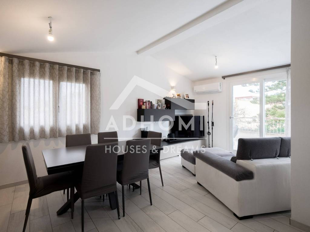 appartamento in vendita a Quartu Sant'Elena in zona Poetto di Quartu