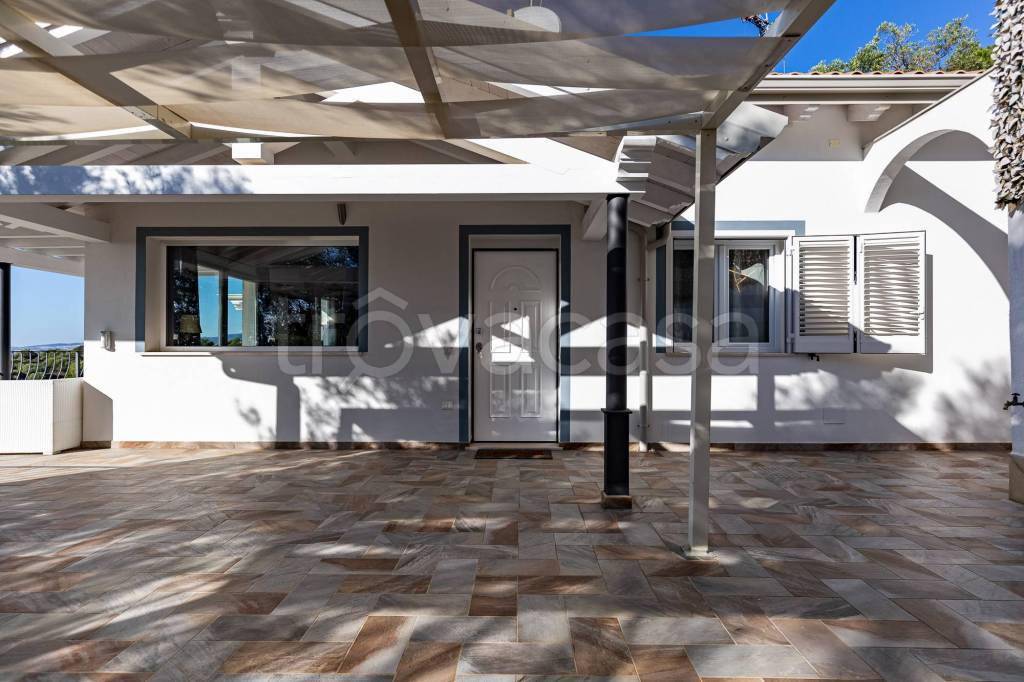 casa indipendente in vendita a Quartu Sant'Elena in zona Niu Crobu