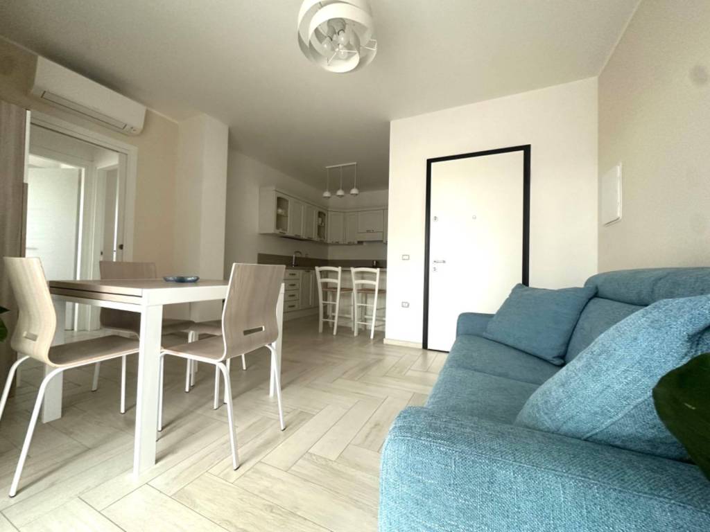 appartamento in vendita a Quartu Sant'Elena in zona Quartello