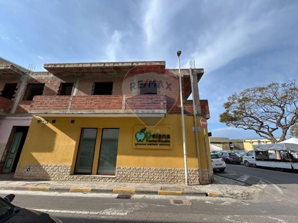 casa indipendente in vendita a Quartu Sant'Elena in zona Centro Storico