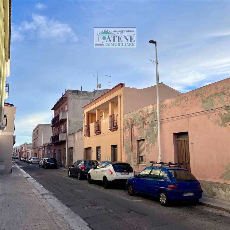 casa indipendente in vendita a Quartu Sant'Elena in zona Centro Storico