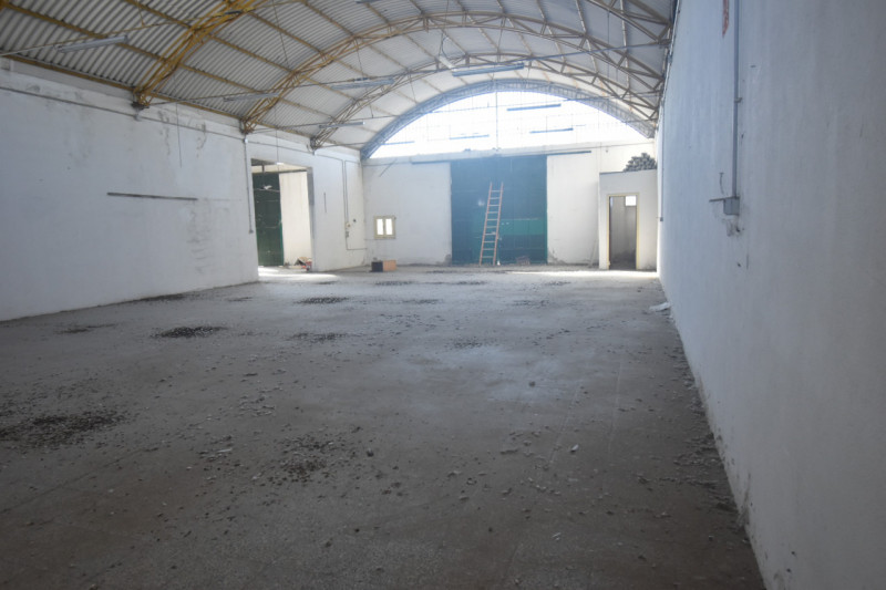 capannone in vendita a Quartu Sant'Elena