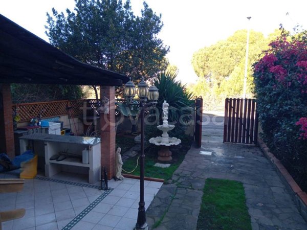 casa indipendente in vendita a Quartu Sant'Elena in zona Capitana