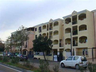 locale commerciale in vendita a Quartu Sant'Elena