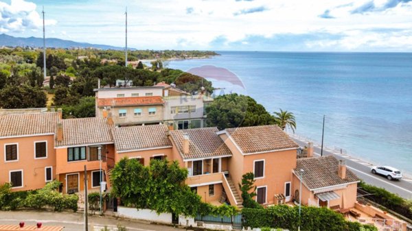 casa indipendente in vendita a Quartu Sant'Elena in zona Margine Rosso